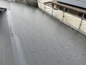 松戸市で外壁塗装と屋根塗装を始めます。今日は洗浄です。
