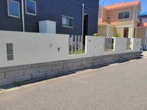 松戸市で塀の塗装を施工してきました。