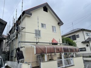 流山市で施工していた外壁塗装と屋根塗装の工事が本日終わりました。