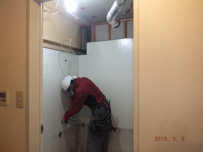 施工中ユニットバス