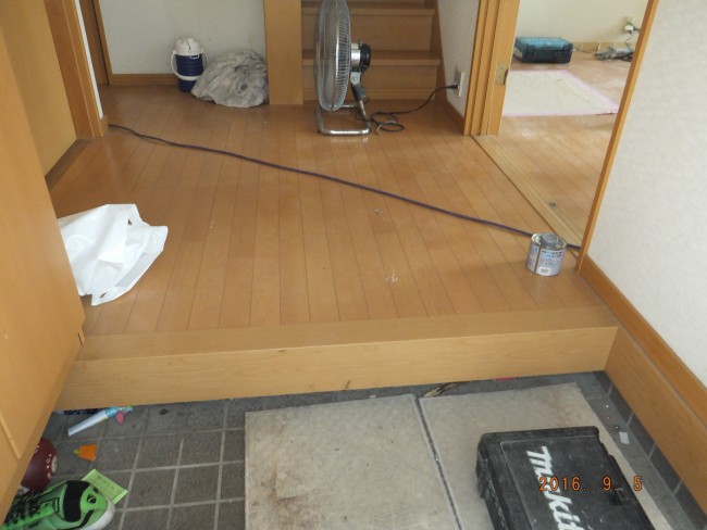 玄関スペース工事前