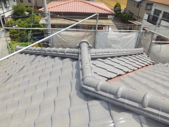 屋根瓦漆喰改修工事後
